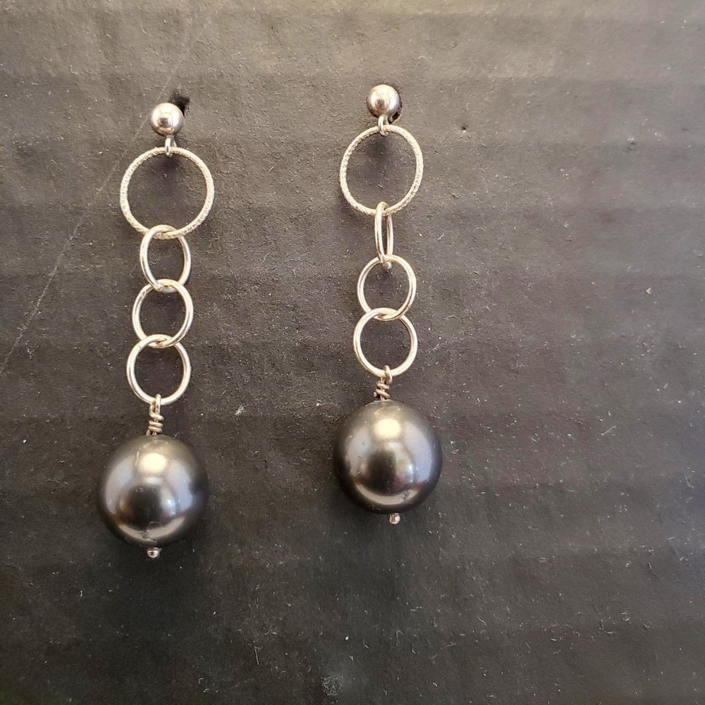 Silver and Black Pearl drop earrings.